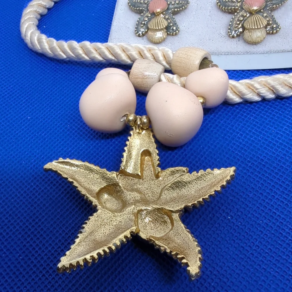 VINTAGE 20”SILK CORD BEADED NECKLACE W/ STARFISH PENDANT & EARRINGS BEACH OCEAN